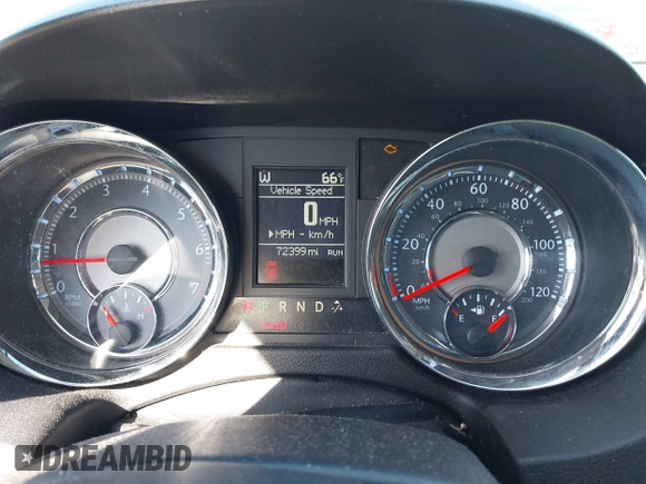 2014 Chrysler Town & Country Touring with VIN 2C4RC1BG7ER132197, listed as a IAAI auction lot 42153347 with 72,399 mi miles. Bid and sale history available at carsss.com. Image 7.