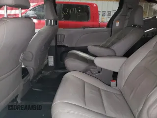 2018 Toyota Sienna XLE with VIN 5TDDZ3DC9JS207322, listed as a Copart auction lot 85513894 with 91,441 mi miles and Salvage Title. Bid and sale history available at carsss.com. Image 11.