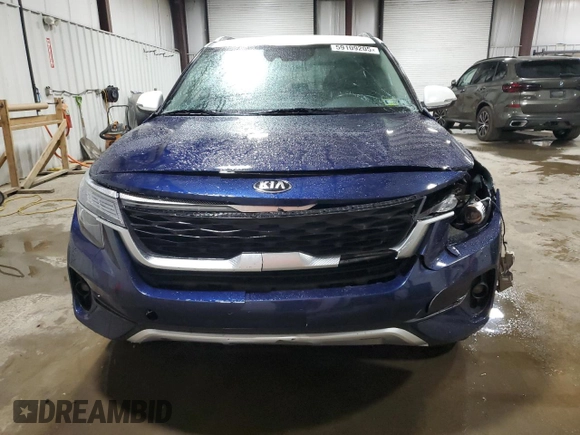 2021 Kia Seltos S z VIN KNDEUCAA9M7172365, wystawiony jako Copart lot #59109205 z przebiegiem 110 469 mil mil oraz Szkoda całkowita • Salvage title. Historia ofert i sprzedaży dostępna na DreamBid. Obrazek 5.