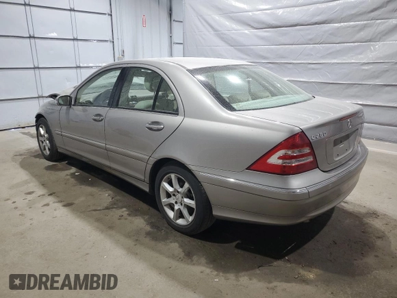 2007 Mercedes-Benz C 280 Luxury z VIN WDBRF92H77F921540, wystawiony jako Copart lot #54567995 z przebiegiem 71 075 mil mil oraz Szkoda całkowita • Salvage title. Historia ofert i sprzedaży dostępna na DreamBid. Obrazek 2.