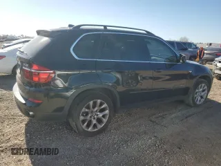 2013 BMW X5 xDrive35i z VIN 5UXZV4C53D0B24617, wystawiony jako Copart lot #48004515 z przebiegiem Nie podano mil oraz Szkody całkowita. Historia ofert i sprzedaży dostępna na DreamBid. Obrazek 3.