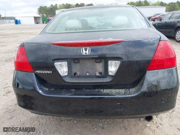 2006 Honda Accord Sdn LX SE with VIN 1HGCM56306A042513, listed as a IAAI auction lot 41926320 with 214,684 mi miles. Bid and sale history available at carsss.com. Image 16.