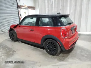 2015 MINI Hardtop S z VIN WMWXP7C51F2A58240, wystawiony jako Copart lot #58467225 z przebiegiem 101 775 mil mil oraz Szkody całkowita. Historia ofert i sprzedaży dostępna na DreamBid. Obrazek 2.