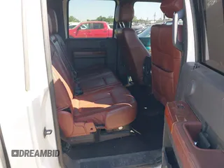 2014 Ford F-250 XL z VIN 1FT7W2BT2EEB61251, wystawiony jako IAAI lot #41970563 z przebiegiem 244 184 mil mil oraz . Historia ofert i sprzedaży dostępna na DreamBid. Obrazek 8.