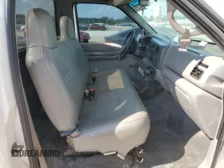 2000 Ford F-250 XL z VIN 1FTNF20L0YEA92980, wystawiony jako Copart lot #56422575 z przebiegiem 210 425 mil mil oraz Szkoda całkowita • Salvage title. Historia ofert i sprzedaży dostępna na DreamBid. Obrazek 7.