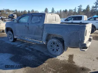 2022 GMC Canyon 4WD AT4 w/Leather with VIN 1GTG6FEN1N1327710, listed as a Copart auction lot 43038405 with 45,034 mi miles and Clean Title. Bid and sale history available at carsss.com. Image 2.
