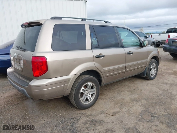 2004 Honda Pilot EX with VIN 2HKYF18594H523176, listed as a IAAI auction lot 41937743 with 310,344 mi miles. Bid and sale history available at carsss.com. Image 4.