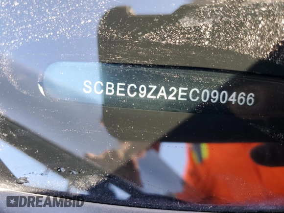 2014 Bentley Flying Spur z VIN SCBEC9ZA2EC090466, wystawiony jako Copart lot #43833305 z przebiegiem 53 837 mil mil oraz Szkody całkowita. Historia ofert i sprzedaży dostępna na DreamBid. Obrazek 13.