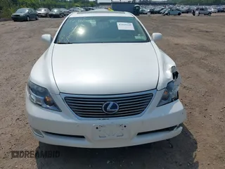 2008 Lexus LS 600h L with VIN JTHDU46F385005344, listed as a IAAI auction lot 42415220 with 109,971 mi miles and . Bid and sale history available at DreamBid. Image 12.
