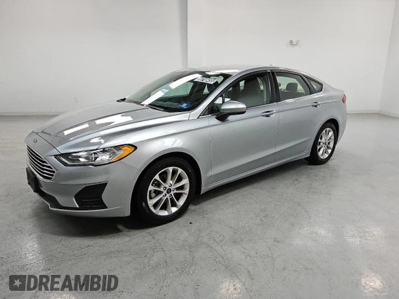 2020 Ford Fusion SE with VIN 3FA6P0H79LR129422, listed as a Copart auction lot 58748455 with 134,292 mi miles and Clean title. Bid and sale history available at DreamBid. Image 1.