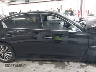 2019 Infiniti Q50 3.0t LUXE with VIN JN1EV7AP1KM512392, listed as a IAAI auction lot 40055915 with 103,485 mi miles. Bid and sale history available at carsss.com. Image 13.