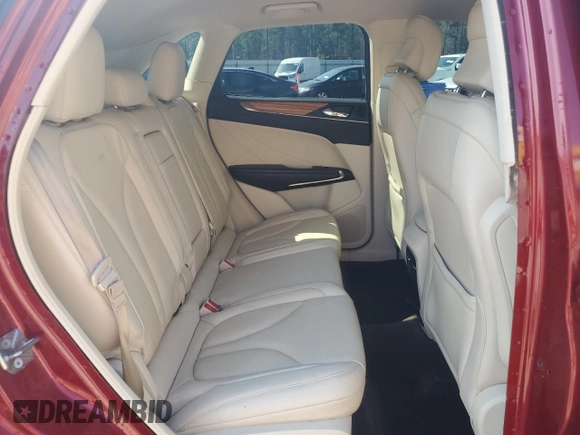 2016 Lincoln MKC Select z VIN 5LMCJ2C95GUJ30254, wystawiony jako Copart lot #43331385 z przebiegiem 55 031 mil mil oraz Szkoda całkowita • Salvage title. Historia ofert i sprzedaży dostępna na DreamBid. Obrazek 11.
