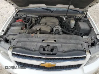 2012 Chevrolet Suburban LT с VIN 1GNSCJE09CR234272, выставлен на аукционе Copart как лот 55577005 с пробегом 118 796 миль миль и Списание • Salvage title. История ставок и продаж доступна на DreamBid. Изображение 12.