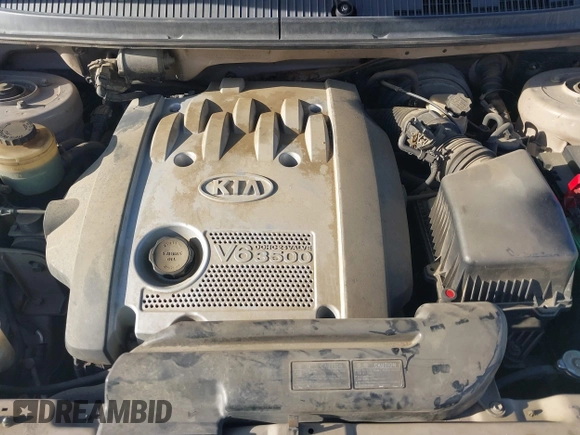 2002 Kia Sedona LX with VIN KNDUP131326280553, listed as a IAAI auction lot 41831101 with 342,242 mi miles. Bid and sale history available at carsss.com. Image 10.