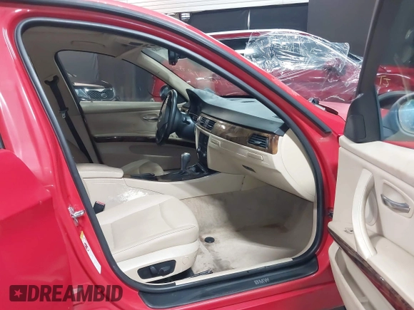 2006 BMW 3 Series 325i with VIN WBAVB13536KX46952, listed as a IAAI auction lot 41631283 with 202,504 mi miles and . Bid and sale history available at DreamBid. Image 5.