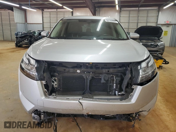 2023 Nissan Pathfinder Platinum with VIN 5N1DR3DK9PC208581, listed as a Copart auction lot 60142655 with 41,442 mi miles and Salvage title. Bid and sale history available at DreamBid. Image 5.