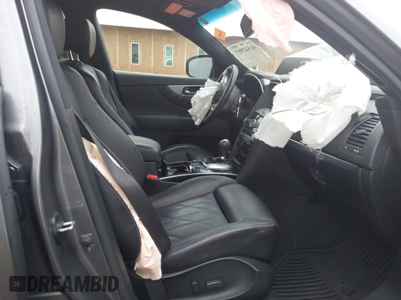 2017 Infiniti QX70 with VIN JN8CS1MW1HM416272, listed as a IAAI auction lot 41542987 with 48,139 mi miles and . Bid and sale history available at DreamBid. Image 5.
