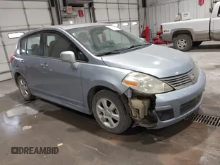 2009 Nissan Versa 1.8 SL with VIN 3N1BC13E29L392172, listed as a IAAI auction lot 41728520 with 170,832 mi miles. Bid and sale history available at carsss.com. Image 1.
