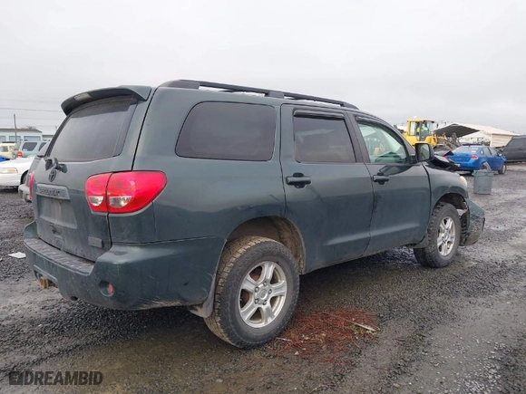 2008 Toyota Sequoia SR5 with VIN 5TDBY64A78S021587, listed as a IAAI auction lot 41313235 with 197,259 mi miles. Bid and sale history available at carsss.com. Image 4.