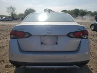 2021 Nissan Versa SV z VIN 3N1CN8EV3ML905913, wystawiony jako Copart lot #55330395 z przebiegiem 28 895 mil mil oraz Szkoda całkowita • Salvage title. Historia ofert i sprzedaży dostępna na DreamBid. Obrazek 6.