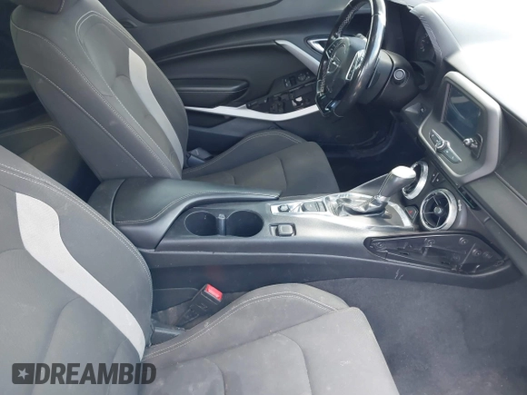 2018 Chevrolet Camaro 1LT with VIN 1G1FB1RS2J0136039, listed as a IAAI auction lot 42001499 with 119,129 mi miles and . Bid and sale history available at DreamBid. Image 5.