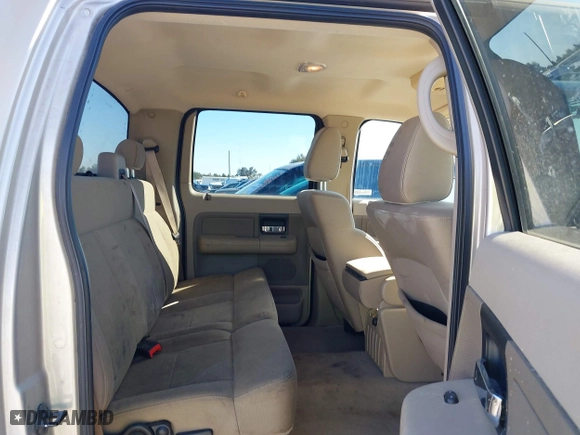 2007 Ford F-150 XLT with VIN 1FTRW12W67KC87730, listed as a IAAI auction lot 41657957 with 142,982 mi miles. Bid and sale history available at carsss.com. Image 8.