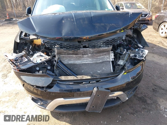 2018 Dodge Journey Crossroad with VIN 3C4PDDGG6JT491577, listed as a IAAI auction lot 41480039 with 56,054 mi miles and . Bid and sale history available at DreamBid. Image 6.