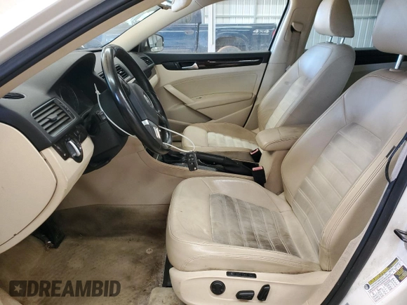 2014 Volkswagen Passat SEL Premium with VIN 1VWCS7A37EC031578, listed as a Copart auction lot 88083095 with 180,582 mi miles and Clean Title. Bid and sale history available at carsss.com. Image 7.