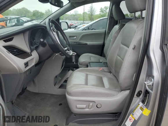 2018 Toyota Sienna XLE Auto Access Seat with VIN 5TDYZ3DC1JS920846, listed as a Copart auction lot 54431585 with 73,182 mi miles and Salvage Title. Bid and sale history available at DreamBid. Image 7.