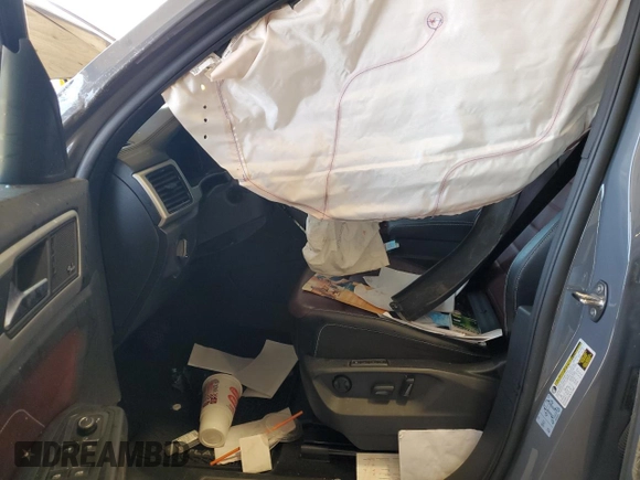2021 Volkswagen Atlas SEL Premium with VIN 1V2TE2CA9MC235207, listed as a Copart auction lot 53188515 with Not provided miles and Salvage title. Bid and sale history available at DreamBid. Image 7.