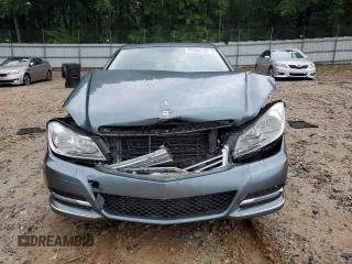 2012 Mercedes-Benz C 250 Sport z VIN WDDGF4HB7CA598084, wystawiony jako Copart lot #57668635 z przebiegiem Nie podano mil oraz Szkoda całkowita • Salvage title. Historia ofert i sprzedaży dostępna na DreamBid. Obrazek 5.
