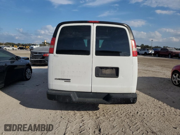 2012 Chevrolet Express Cargo with VIN 1GCSGAFX8C1100764, listed as a Copart auction lot 44262355 with 192,761 mi miles and Clean title. Bid and sale history available at DreamBid. Image 6.