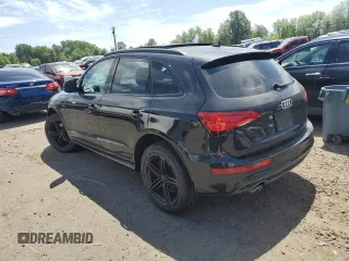 2014 Audi Q5 Premium Plus with VIN WA1DMAFP5EA114068, listed as a Copart auction lot 60199115 with 74,627 mi miles and Salvage title. Bid and sale history available at DreamBid. Image 2.