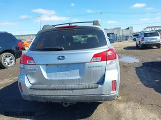 2013 Subaru Outback 2.5i Limited with VIN 4S4BRBKCXD3213698, listed as a IAAI auction lot 41821793 with 152,808 mi miles. Bid and sale history available at carsss.com. Image 16.