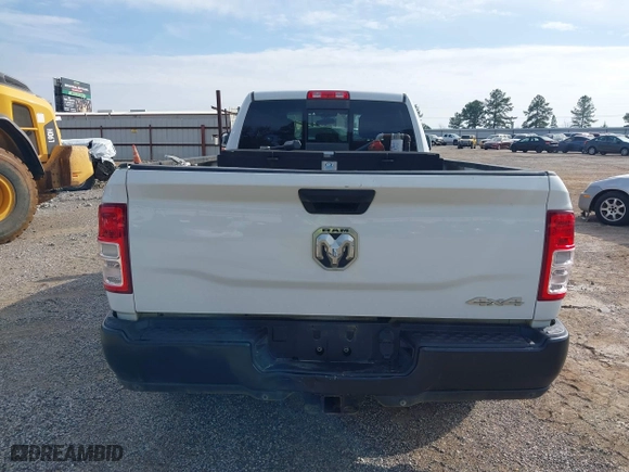 2022 Ram 2500 Tradesman with VIN 3C6UR5HJXNG251538, listed as a IAAI auction lot 41547395 with 129,142 mi miles. Bid and sale history available at carsss.com. Image 16.
