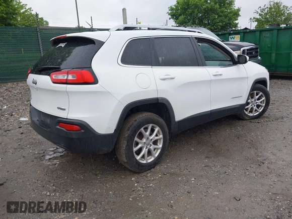 2016 Jeep Cherokee Altitude with VIN 1C4PJMCB8GW372242, listed as a IAAI auction lot 42214287 with 87,597 mi miles and . Bid and sale history available at DreamBid. Image 4.