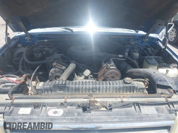 1991 Ford F-350 z VIN 2FTJW35M6MCA03659, wystawiony jako IAAI lot #42583030 z przebiegiem 31 526 mil mil oraz . Historia ofert i sprzedaży dostępna na DreamBid. Obrazek 10.