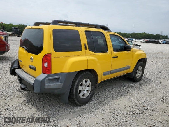 2005 Nissan Xterra SE z VIN 5N1AN08WX5C620712, wystawiony jako Copart lot #57815735 z przebiegiem 203 340 mil mil oraz Szkoda całkowita • Salvage title. Historia ofert i sprzedaży dostępna na DreamBid. Obrazek 3.