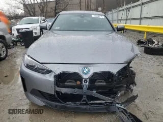 2023 BMW i4 eDrive35 z VIN WBY43AW05PFP52093, wystawiony jako Copart lot #47108575 z przebiegiem 20 437 mil mil oraz Szkoda całkowita • Salvage title. Historia ofert i sprzedaży dostępna na DreamBid. Obrazek 5.