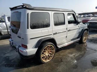 2020 Mercedes-Benz G 63 AMG with VIN WDCYC7HJ0LX335684, listed as a Copart auction lot 82375444 with 8,781 mi miles and Salvage Title. Bid and sale history available at DreamBid. Image 3.