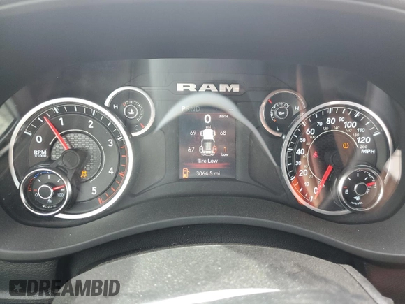 2024 Ram 2500 Tradesman with VIN 3C6UR5HL8RG395452, listed as a Copart auction lot 49342615 with 3,064 mi miles and Salvage title. Bid and sale history available at DreamBid. Image 9.