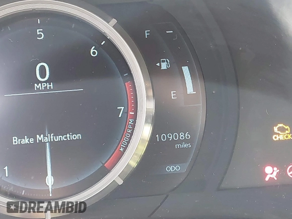 2015 Lexus IS 250 with VIN JTHCF1D2XF5021803, listed as a IAAI auction lot 41593893 with 109,086 mi miles. Bid and sale history available at carsss.com. Image 15.