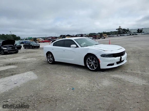2022 Dodge Charger SXT with VIN 2C3CDXBG5NH234498, listed as a Copart auction lot 85544464 with 43,514 mi miles and Non Repairable. Bid and sale history available at carsss.com. Image 11.