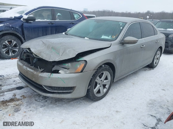 2012 Volkswagen Passat SE w/Sunroof with VIN 1VWBH7A3XCC097453, listed as a IAAI auction lot 41623676 with 155,721 mi miles. Bid and sale history available at carsss.com. Image 17.
