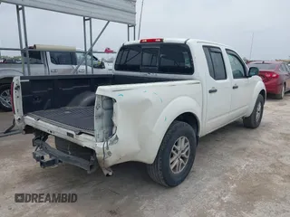 2017 Nissan Frontier SV z VIN 1N6AD0EV8HN726360, wystawiony jako IAAI lot #42299072 z przebiegiem 149 645 mil mil oraz . Historia ofert i sprzedaży dostępna na DreamBid. Obrazek 4.