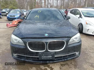 2011 BMW 7 Series 750Li xDrive with VIN WBAKC8C52BC431668, listed as a IAAI auction lot 41623575 with 117,306 mi miles. Bid and sale history available at carsss.com. Image 13.