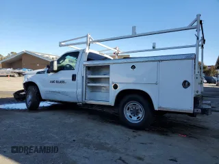 2014 Ford F-250 XL with VIN 1FDBF2A61EEA62194, listed as a Copart auction lot 48779655 with 262,168 mi miles and Clean title. Bid and sale history available at DreamBid. Image 2.