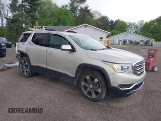 2017 GMC Acadia SLT z VIN 1GKKNWLS1HZ213772, wystawiony jako IAAI lot #42178330 z przebiegiem 91 027 mil mil oraz . Historia ofert i sprzedaży dostępna na DreamBid. Obrazek 1.