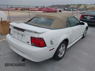 2001 Ford Mustang Deluxe с VIN 1FAFP44471F226003, выставлен на аукционе IAAI как лот 42079409 с пробегом 145 021 миль миль и . История ставок и продаж доступна на DreamBid. Изображение 4.