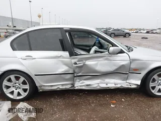 2000 BMW 3 Series 328i with VIN WBAAM533XYEJ40578, listed as a IAAI auction lot 42497924 with Not provided miles and . Bid and sale history available at DreamBid. Image 14.